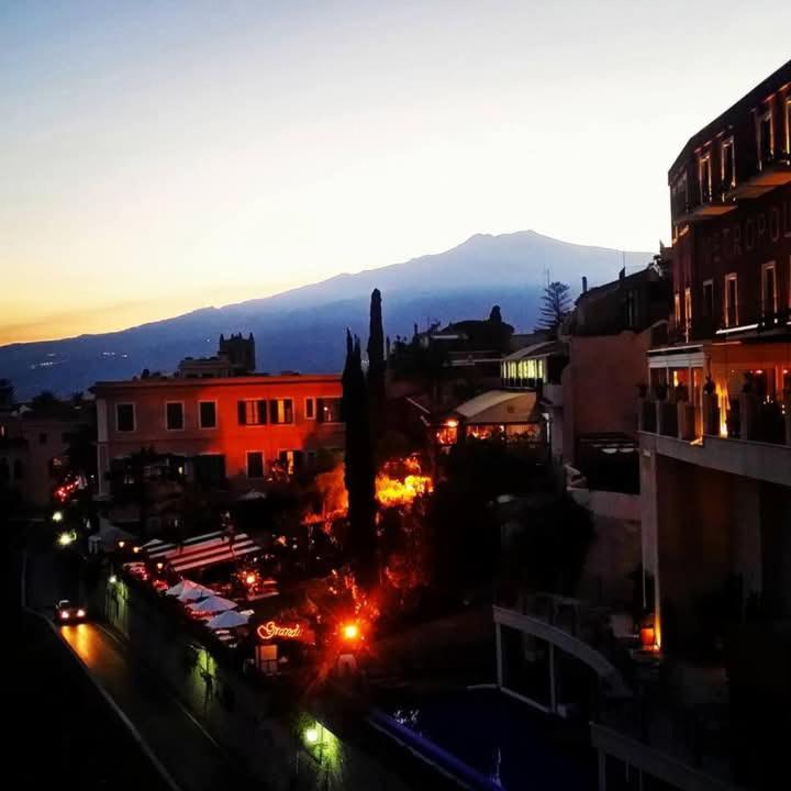 Casa Donna Rosaria Tra Etna E Taormina Leilighet Riposto Eksteriør bilde